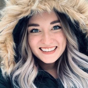 Meet your Posher, Lauren